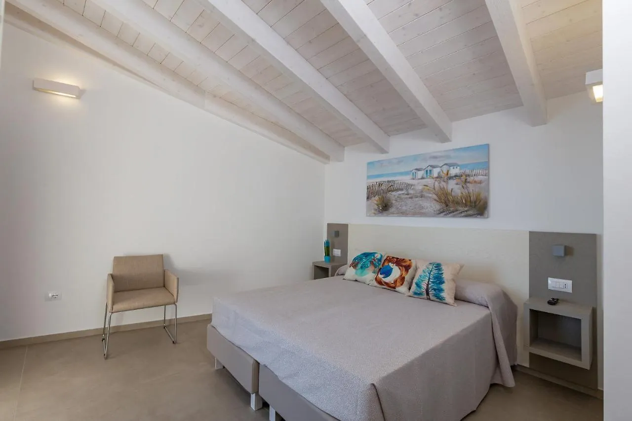 Hotel Caramare Cala Gonone 3*,